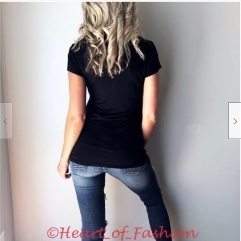 "Mom Hustle" Graphic Short Sleeve Scoop Neck Lightweight Stretch Top Shirt Tee - Picture 5 of 5